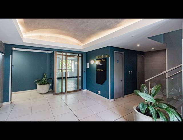 640M² OFFICE TO LET IN HYDE PARK